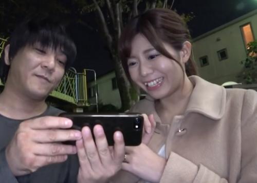 《パイズリベロチュー》熟れ妻が太めの鬼マラで性の悩みなんてぶっ飛び敏感体質が抑えきれない