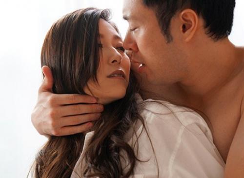 ［人妻×逆夜這い］フィニッシュに向かって何度も絶頂を迎え、アへ顔で興奮し快感に酔いしれる奥さん