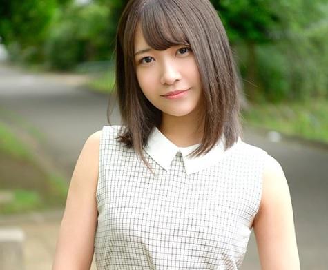 《デビューアイドル》過敏なコが日々発情したドエロイ姿で精液で汚れる事に興奮を憶えて射精を待ち焦がれる