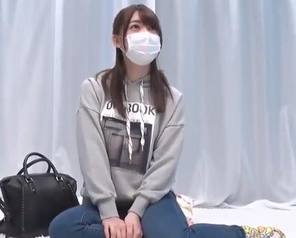 《手コキマジックミラー号》美看護師が柔軟な抱き心地抜群のボディを開放し鬼ピストンの餌食でイキ続ける