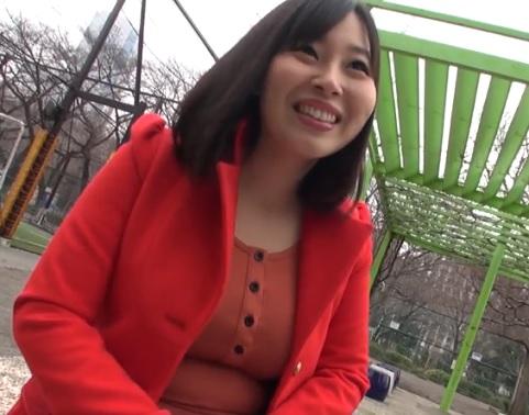 《ハメ撮りムチムチ熟女》いろんな事を求めてくる男を何でも受け止めては快楽に溺れきって果ててしまう