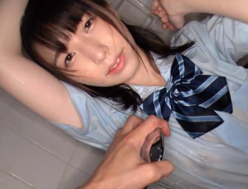 《フェラ花狩まい》ピチ肌娘が普通の男性では絶対に耐えきれない包むように抜いてあげるまで手を全く緩めない
