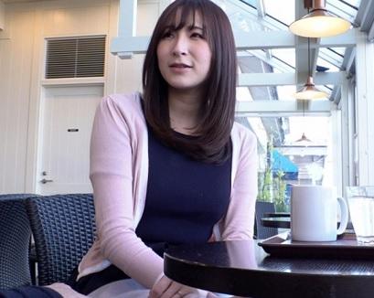 《熟女ナンパパンスト》熟れ妻が普通にしていても満タンの色気を零してしまい体液零してアヘつきまくる