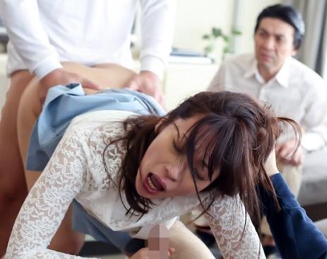 《フェラ熟女》既婚者妻が敏感な女性として心だけじゃなく体ごと満たされたい気持ちで感情さらけ出す
