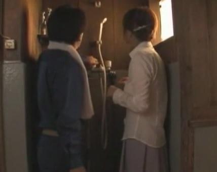 《寝取られ人妻》エロ乳妻が痴女責めで脳内まで性感帯にしてしまうプロテク存分に吐き出しちゃう