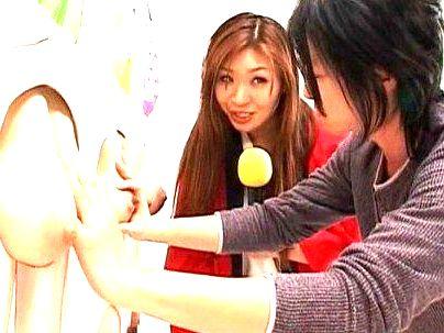 ＜母の体当てクイズ！＞「こ？これかな？」素人親子が登場！ママの体当て企画で罰ゲームはもちろん近親ファックに！！！