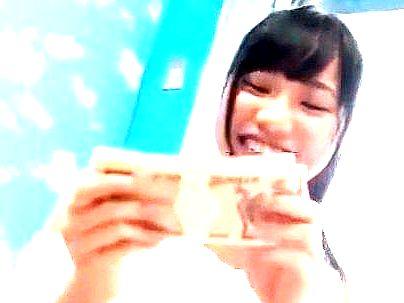 ＜素人企画！＞人気の素人が登場すっぞ！！金ゲットした可愛い美少女！ＭＭ号でイキ潮お漏らししてっゾ！！！