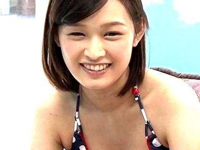 ≪マジックミラー号≫【童貞なの…♡？】クソ可愛いビキニ素人女子！ＭＭ号で童貞君とエロ行為発展すっぞ(アダルト動画)
