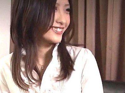 ＜信じれらんｗ！＞「チンポを・・・肛門に？」清楚な感じの美人奥さん！肛門でｓｅｘ？信じられないｗ！！！