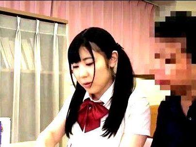 ＜清楚女子！＞「恥ずかしいの…」制服姿の巨乳真面目女子！家庭教師といけない関係に発展すっぞ！！！