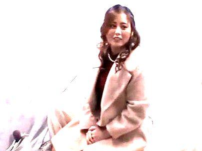 ＜人妻ナンパ！＞【子孫繁栄しちゃうぞ～ｗ！】色気半端ない美人奥さん！ナンパされて種付け膣内発射中出しに！！！