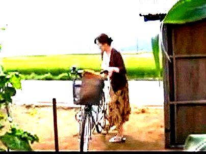 ＜ヘンリー塚本！＞「ｈしたいの…♡」欲求不満すぎる奥さん美魔女！旦那に秘密で浮気交尾しちゃうゾ！！