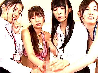 ≪SOD社員≫【熱くなってますね…♡】滅茶苦茶可愛いSOD社員達！ち歩見て興奮エチエチ発展シチャウゾ！！！