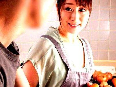＜彼女ママ！＞「ｈしたいの…」優しくエッロイ巨乳彼女のママ！ガマンデキナイので彼女裏切るファックに！！！