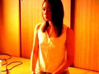 ＜妻がまわされ・・・＞「助けて…ダメなの！」スリムな体の清楚な人妻！男３人に捕まり犯されレイプされっぞ！！