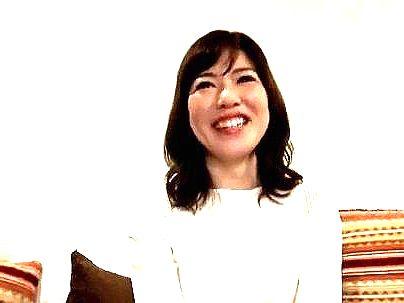＜パート人妻！＞「ブスだの～」精肉店で働くただのオバサン！仕事中にエチエチ興奮してっゾ(アダルト動画)