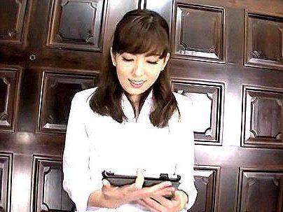 ＜失禁おもらし！＞「とまんないの…」スタイル抜群ボイン美女！！メイドコスでションベンだだもれ～～ｗ！！！！