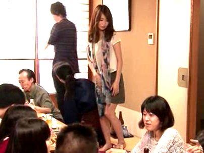 ≪同窓会で再開！≫【久しぶりね…♡】１５年ぶりの再開した奥さん！同窓会でバレないようにいけない関係に発展すっぞ！！