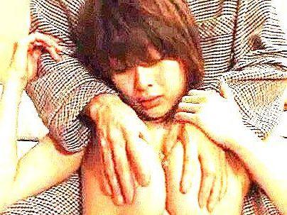 ＜夫婦生活！＞「興奮しちゃうの…」性欲高めのショートカット若い奥さん！旦那とイチャｌｏｖｅｓｅｘシチャウゾ！