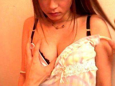 ＜このルックスで・・潮吹き？！＞コスプレ姿のクソ可愛い女子！いつでも潮吹き飛ばしちゃうぞ(アダルト動画)