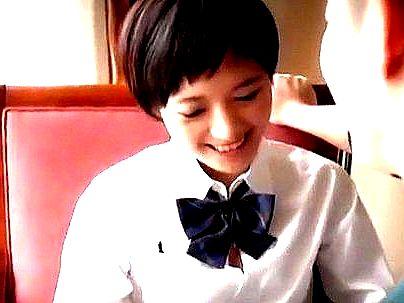 ＜向井藍！＞「かわええｗ！」ボーイシュ美乳パイ乙制服女子！ホテルでハメ撮りファックしちゃうゾ！！