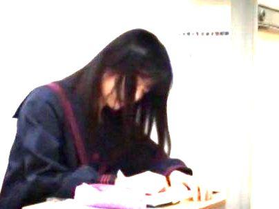 ＜膣内射精！＞もうダメなの…！清楚な感じの制服女子！睡●薬で眠らされ犯されレイプされっぞ！！！