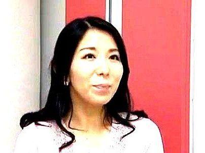 ＜四十路BBA！＞「マンコ・・・エッロ！」AV面接にきたBBA熟女！清楚な顔して・・・マンコは使い込んでるの！！！