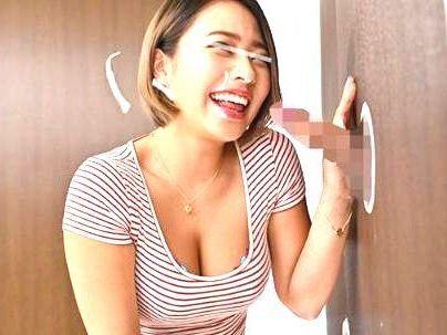 ≪渋谷ギャルゲット！！≫【チンポ凄い出てきた…♡】パリピ巨乳ボインGAL！壁チンポしごきまくりだぞ！！！