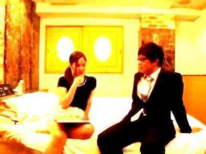 ＜モニタリング企画！＞「ホントに？するの？」同窓会で再会した人妻になった同級生！企画でホテルで浮気ファックに！！！