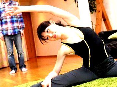 ＜美魔女！＞「だめよ、こんな事したら・・・」ダンス講師のボインママ！禁断行為で興奮してっゾ(アダルト動画)