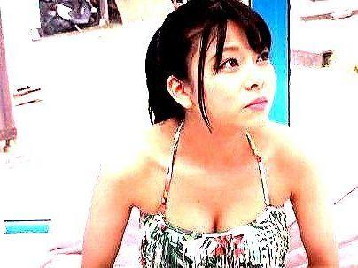 ＜マジックミラー号！＞「この顔で・・・おもらし？」海水浴してた水着女子！MM号でエロ行為マジイキ絶頂シチャウゾ！！！