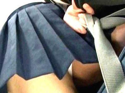 ≪間違えたふりでバスに乗ったら…？！≫【最高だろ！】女子専用通学バスに乗車したら神展開勃発！痴女行為でエチエチ発展！！！