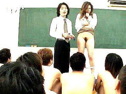 ＜女教師！＞「見ないで…」色気半端ない女教師！調教されて生徒たちの前で肉便器状態になっとるぞ(アダルト動画)