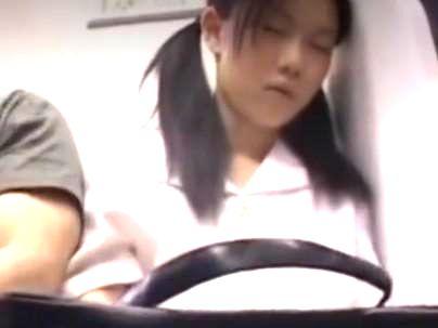 ≪痴漢OKの娘！≫【ｚｚｚ・・・よくねてるの～ｗ！】真面目そうな居眠り制服女子！痴漢行為でやっちゃうぞ！！
