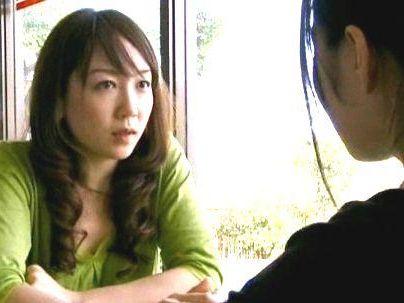 ＜ヘンリー塚本！＞「しましょう…♡」性欲高めの人妻奥さん！女を誘ってレズ行為絡み合いシチャウゾ！！