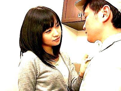 ＜淫乱若妻！＞「ｈしたいの…♡」性欲高めの美人奥さん！旦那とガチファク盛り上がるぞ(アダルト動画)