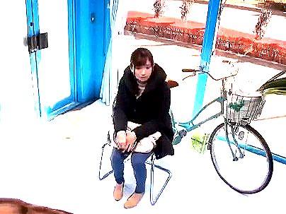 ＜マジックミラー号！＞「ママチャリ人妻乗車ｗ！」清楚系素人奥さん！MM号でアクメ自転車でイッチャウゾ！