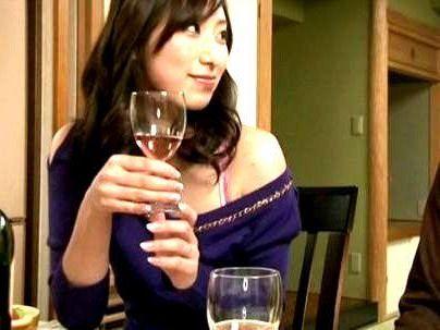 ≪兄嫁！≫【イケないわ…】大人の魅力半端ない人妻兄嫁！我慢できず近親エロ行為発展すっぞ！！