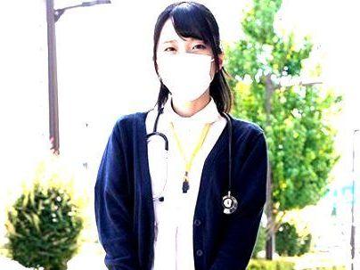 ＜素人ナンパ！＞「この清楚顔に・・・ぶっかけ！」清楚で可愛いナース確保！ＭＭ号でエロ行為ザーメンブッカケ