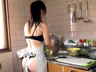 ≪人妻≫【ダメだけど…♡】性欲高め清楚な感じの人妻！他人棒で旦那裏切りファックしちゃうゾ！！