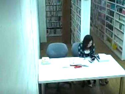 ≪図書館逆ナンパ≫【hしたいの…♡】淫乱すぎるイケイケＧＡＬ！図書館で痴女逆ナン痴女行為とかやべ～だろ！！