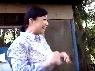 ＜お母さん＞「BBA・・・デケーー！」桐稲刈り頑張るクソBBA！生ハメザーメン中出し食らうぞ！！！