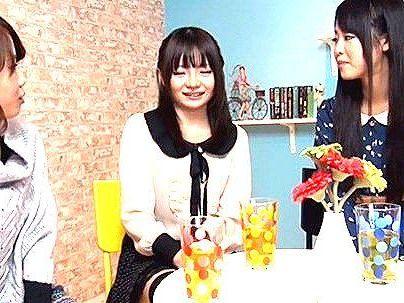 ＜素人ナンパ！＞「これ、恥ずかしいよ…」可愛いイマドキ女子2人組をゲット！友達の前でエチエチさせられるぞ！！