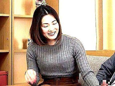 ＜三十路叔母！＞「秘密よ…」父親の再婚でできた美乳のエロい体の叔母！お風呂でいけない関係に発展すっぞ！！！