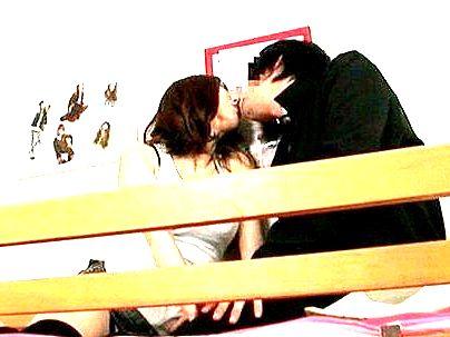 ＜姉の友達！＞「しようよ…♡」姉の友達がまさかの誘惑？我慢限界で勿論やっちゃうぞ(アダルト動画)