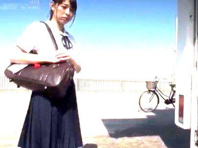 ＜夏服女子！＞「田舎娘・・たまんね～！」真面目そうな素人女子！初めての大人のおもちゃで感じちゃうぞ！！！