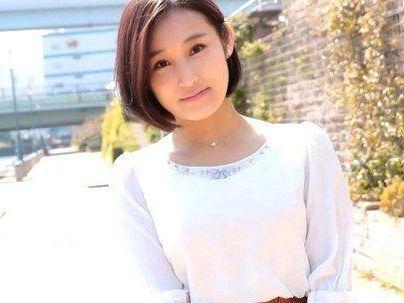 ＜人妻不倫！＞「３０歳？たまんね～ぞコレ！」上品で綺麗で清楚な感じの奥さん！旦那に内緒でエロ行為興奮シチャウゾ！！！