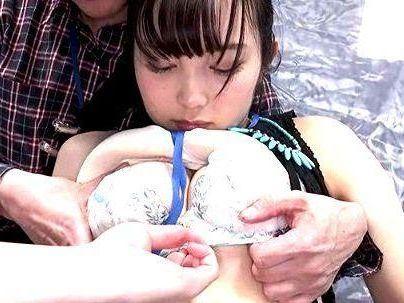 ＜素人企画！＞「ダメですよ…」騙された巨乳のAD！自分がＭＭ号でエロ行為持ち込まれるぞ！！！