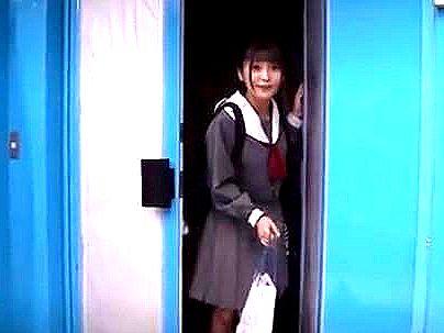 ≪マジックミラー号≫【１㎝１万円ですか？】金に釣られた制服女子！MM号でエロ企画に挑戦シチャウゾ！！！