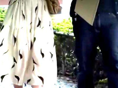≪浮気盛りの人妻！≫【旦那よりイイデス…♡】見かけによらず淫乱な奥さん！ナンパされ余裕で浮気ファックに発展すっぞ！！！